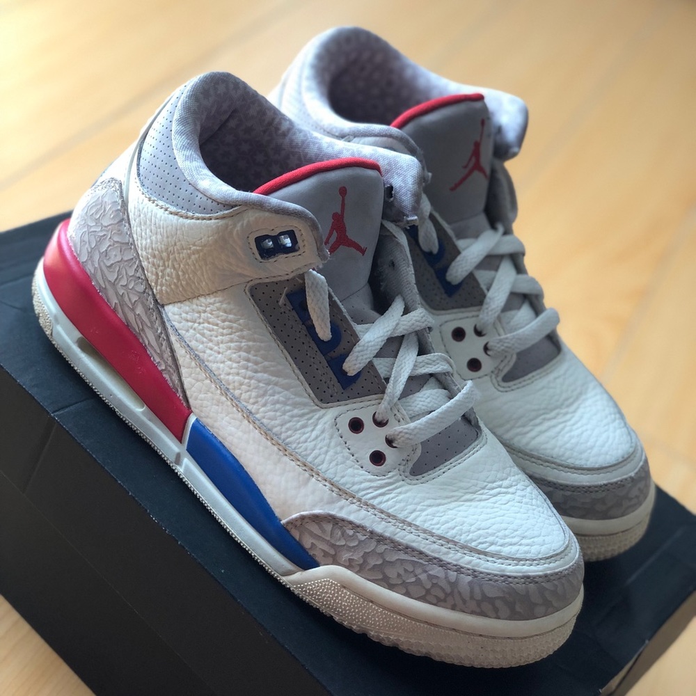 Air Jordan 3 RETRO (GS) ‘International Flight’ Size 6.5
